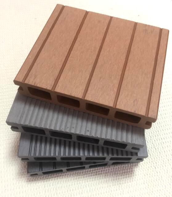 China Affordable composite decking