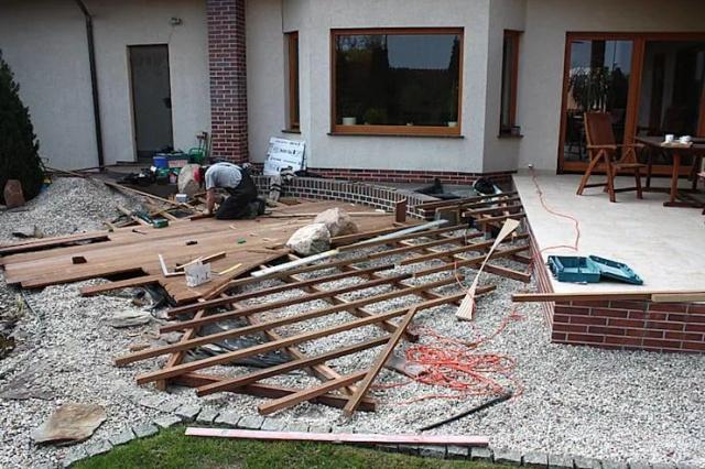 house outdoor deck