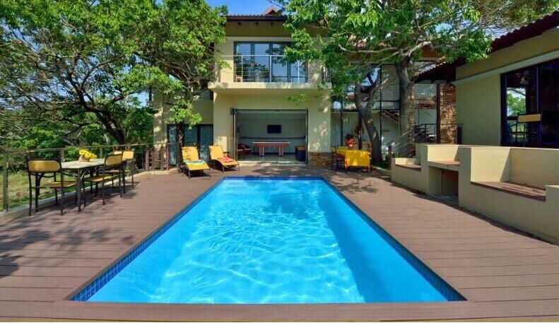 swimming pool deck